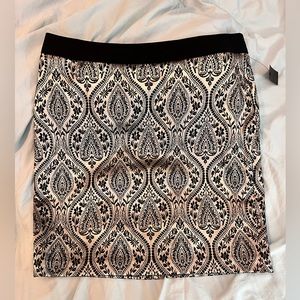 COPY - Gorgeous knee length skirt